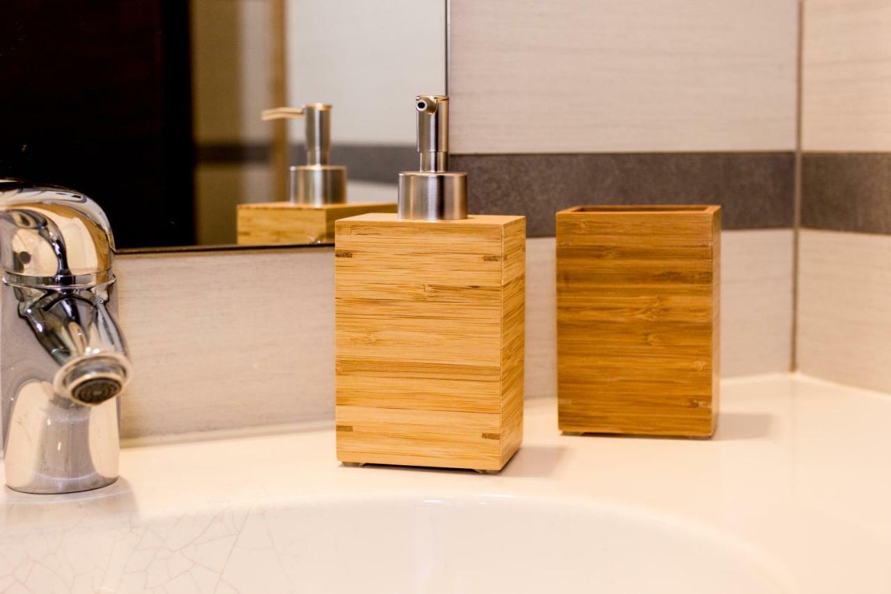 Sauna Luxurious Apartment Краков Экстерьер фото